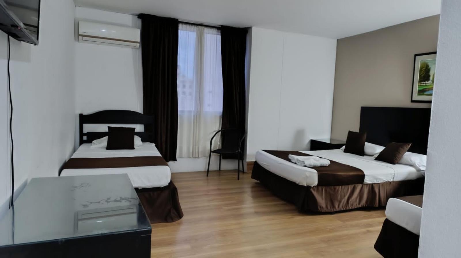 Hotel Ariston קאלי מראה חיצוני תמונה