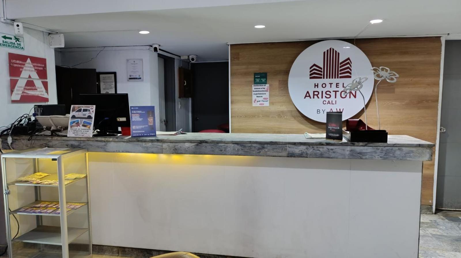 Hotel Ariston קאלי מראה חיצוני תמונה